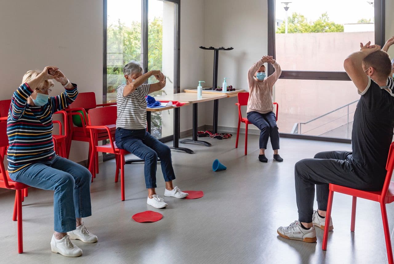 Les ateliers « Bien Vieillir » pour allier vitalité et bonne humeur !
Au sein du Réseau Serenis, nous avons à cœur d’ac